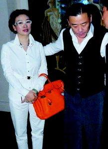 周立波胡洁最新爆料,最新爆料揭露惊人内幕